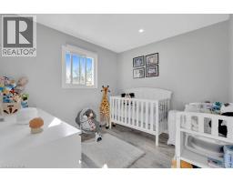 168 SILVER ASPEN Crescent - 15