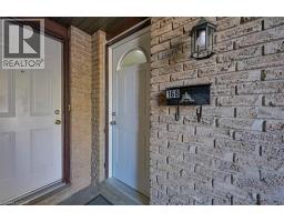 168 SILVER ASPEN Crescent - 2