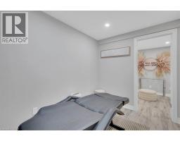 168 SILVER ASPEN Crescent - 22