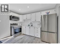 168 SILVER ASPEN Crescent - 4