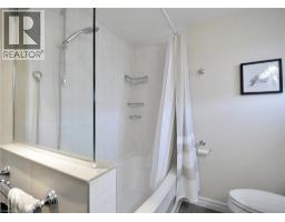 95 BARNICKE Drive - 18