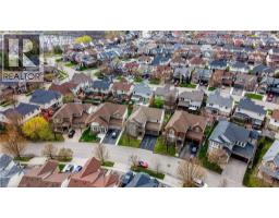 76 GLAZEBROOK Crescent - 2