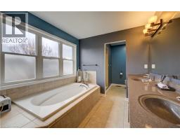 76 GLAZEBROOK Crescent - 31