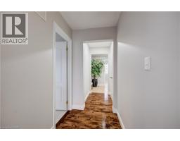 76 GLAZEBROOK Crescent - 32