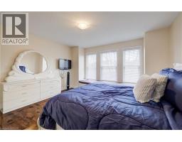 76 GLAZEBROOK Crescent - 36