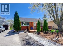 251 SHELDON Avenue N - 2