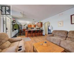 251 SHELDON Avenue N - 21