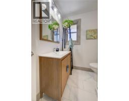 251 SHELDON Avenue N - 29