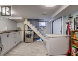 251 SHELDON Avenue N - 30