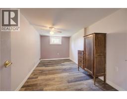 251 SHELDON Avenue N - 32