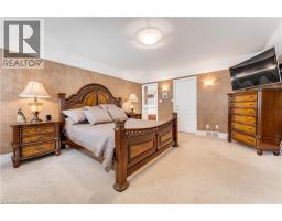 60 CHANDOS Drive - 21