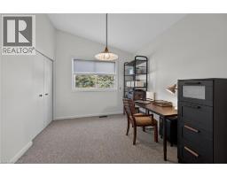 172 TAYLOR Road - 25