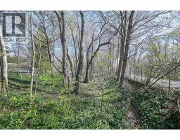 172 TAYLOR Road - 40