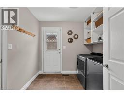 79 HOLBROOK Crescent - 13