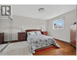 79 HOLBROOK Crescent - 20