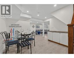 79 HOLBROOK Crescent - 24