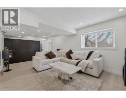 79 HOLBROOK Crescent - 29