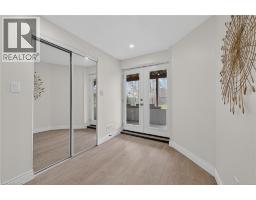 79 HOLBROOK Crescent - 33