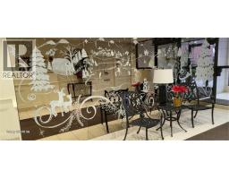 36 HAYHURST Road UnitNo. 334 - 5