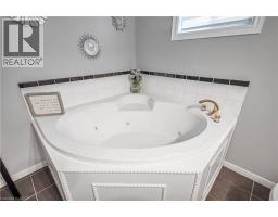 57 COXWELL Crescent - 28