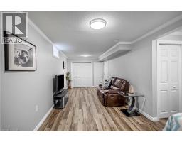 57 COXWELL Crescent - 32