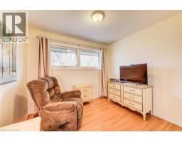 14 GRAYSTONE Avenue - 31