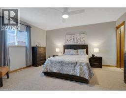 35 SOUTHVIEW Crescent - 32