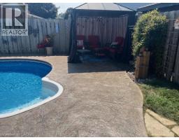 35 SOUTHVIEW Crescent - 41