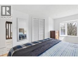 9 HOLM Street - 16