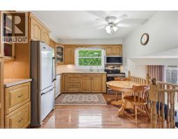 102 RIPLEY Crescent - 10