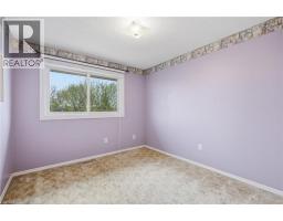 102 RIPLEY Crescent - 21