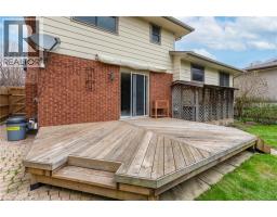 102 RIPLEY Crescent - 31
