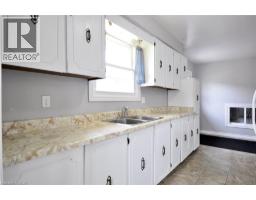 219 BAKERSFIELD Drive - 13