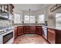 47 DELLGROVE Circle - 21