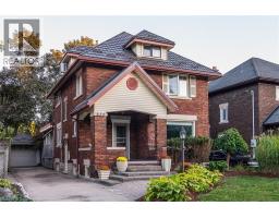 839 Queens Boulevard, MLS 40787642