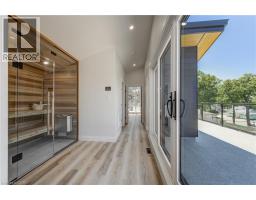 57 CENTRE Street - 32