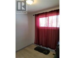 7 USHER Street - 10
