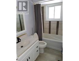 7 USHER Street - 11