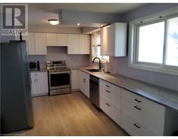 7 USHER Street - 8