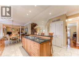 7 JOHN ROSS Court - 11