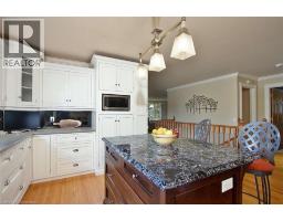 230 FREDERICK Court - 9