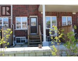 403 WESTWOOD Drive UnitNo. 32 - 4