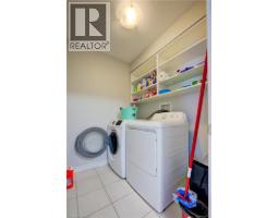 12 POPLAR Drive UnitNo. 35 - 15