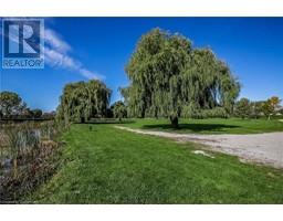 2 DRIFTWOOD Crescent - 32