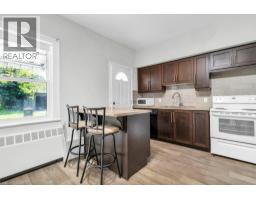 31 BRUCE Street - 16