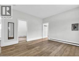 31 BRUCE Street - 21