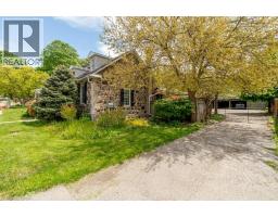 31 BRUCE Street - 24