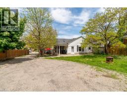 31 BRUCE Street - 31
