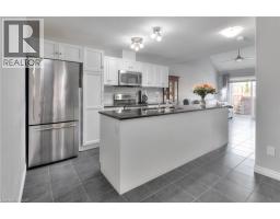 350 FINORO Crescent - 11