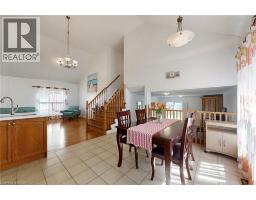 402 WOODROW Drive - 10